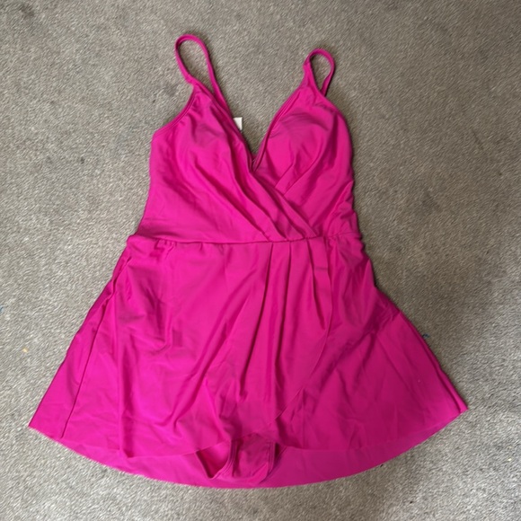 Cupshe Hot Pink Ruched Crossback Swim Dress Size M - Picture 4 of 5